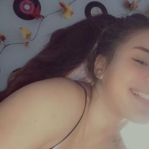 Meet your Posher, Kaylie